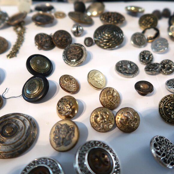 Large Old Button Collection Some Military Style Buttons Some Vintage Variety - Picture 7 of 16